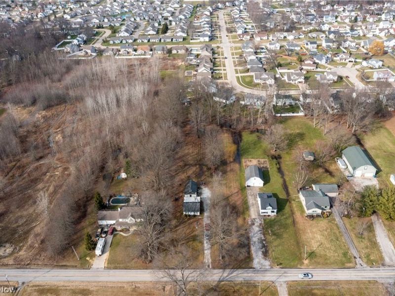 39046 E River Road, Elyria, OH 44035 Photo 42