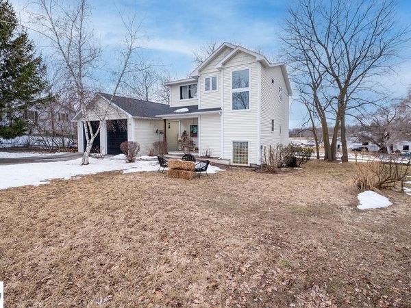 13467 Center, Traverse City, MI 49686