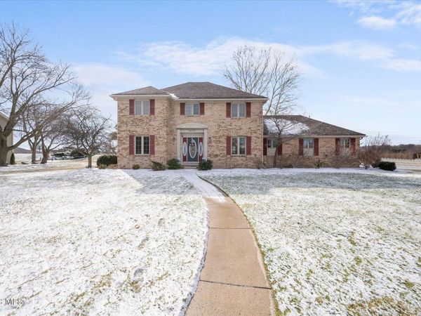 16103 S Normandy Road, Perrysburg, OH 43551