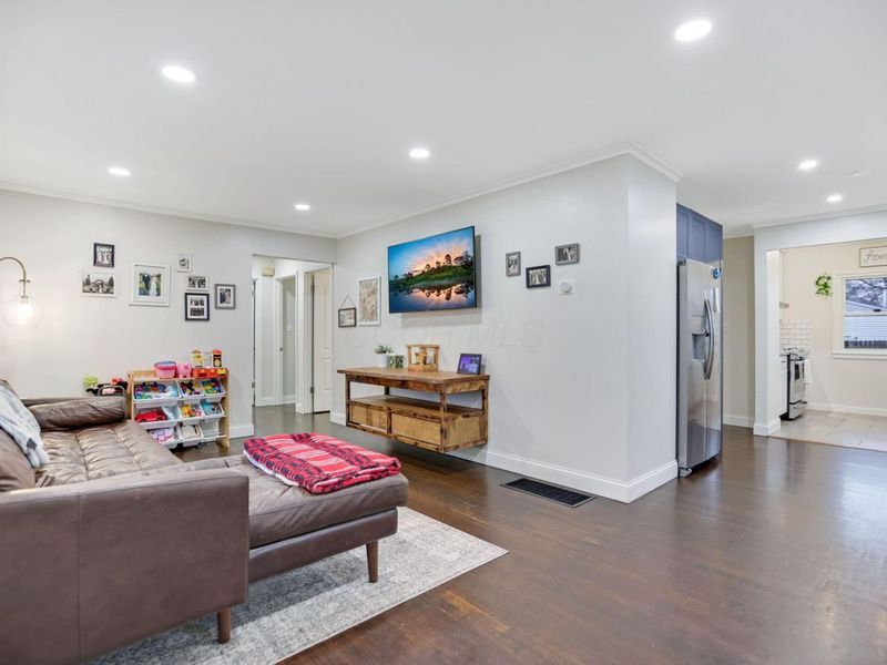 3958 La Rosa Court, Grove City, OH 43123 Photo 12