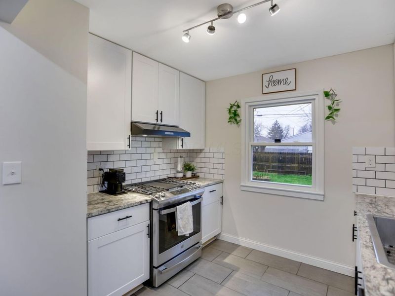 3958 La Rosa Court, Grove City, OH 43123 Photo 19