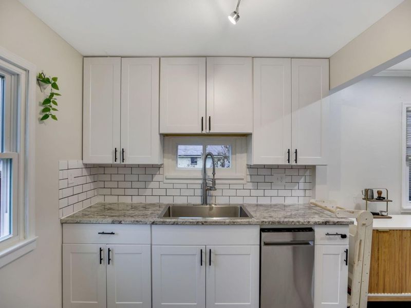 3958 La Rosa Court, Grove City, OH 43123 Photo 22