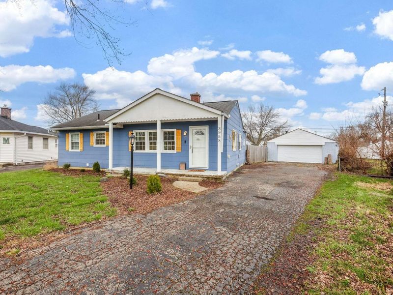 3958 La Rosa Court, Grove City, OH 43123 Photo 5