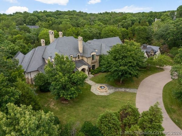 19433 E Clear Brook Road, Owasso, OK 74055