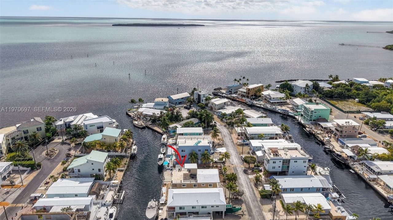 261 Burgundy Dr , Tavernier, FL 33070 Photo