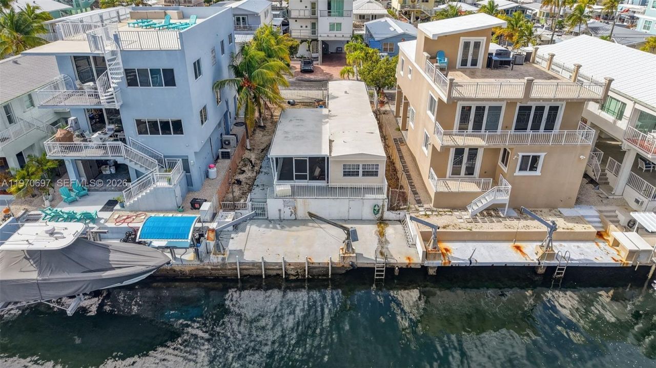 261 Burgundy Dr , Tavernier, FL 33070 Photo