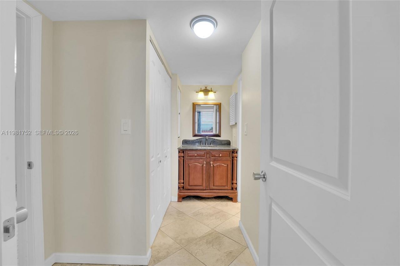 777 S Federal Hwy , Unit RP402, Pompano Beach, FL 33062 Photo