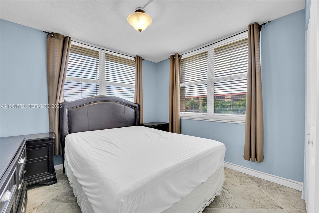 777 S Federal Hwy , Unit RP402, Pompano Beach, FL 33062 Photo