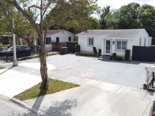 734 W 32nd St , Unit 734, Hialeah, FL 33012