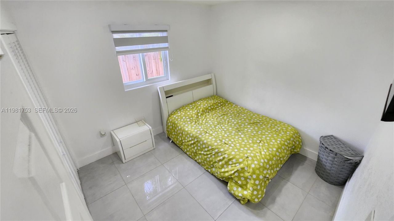 734 W 32nd St , Unit 734, Hialeah, FL 33012 Photo