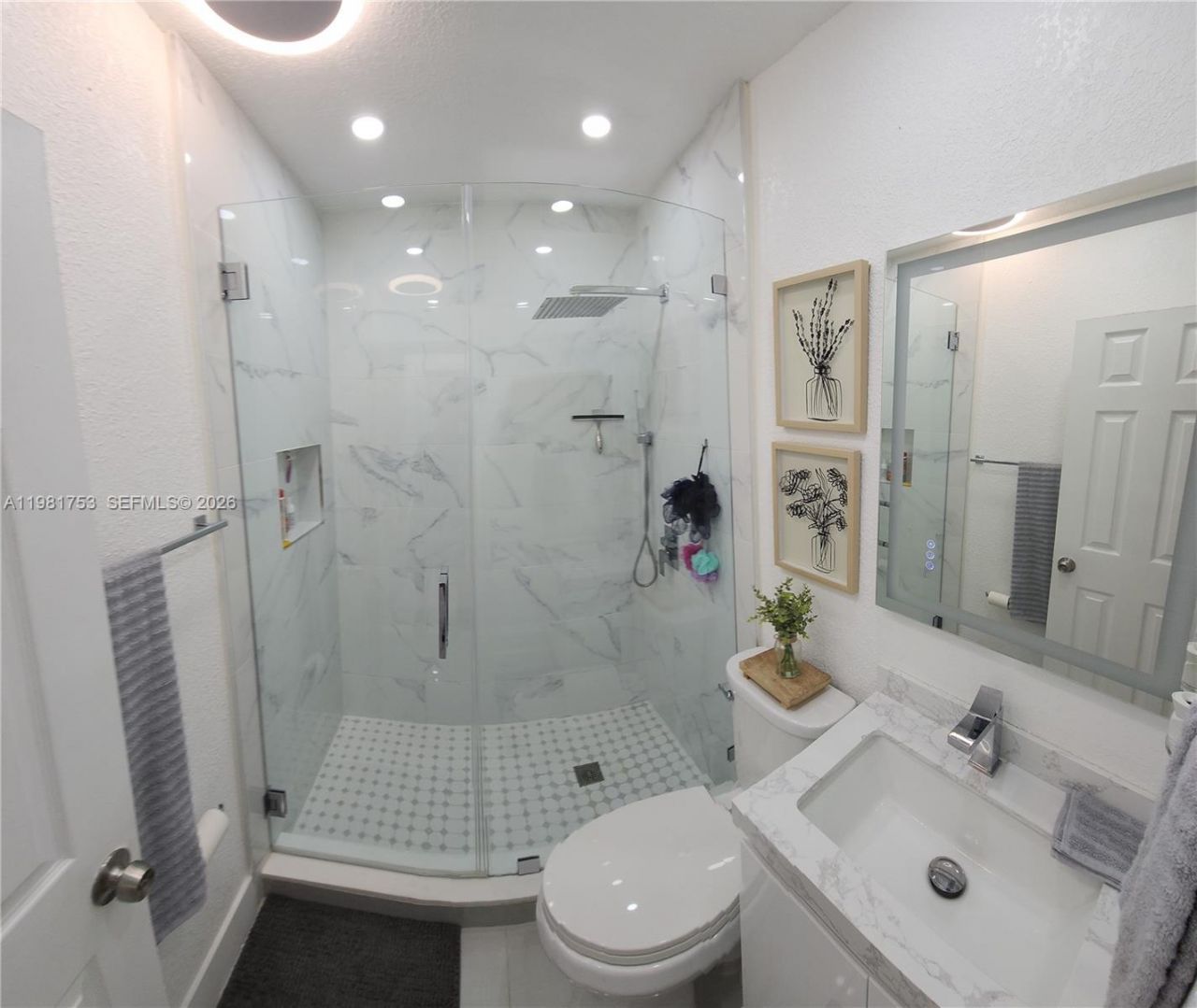 734 W 32nd St , Unit 734, Hialeah, FL 33012 Photo