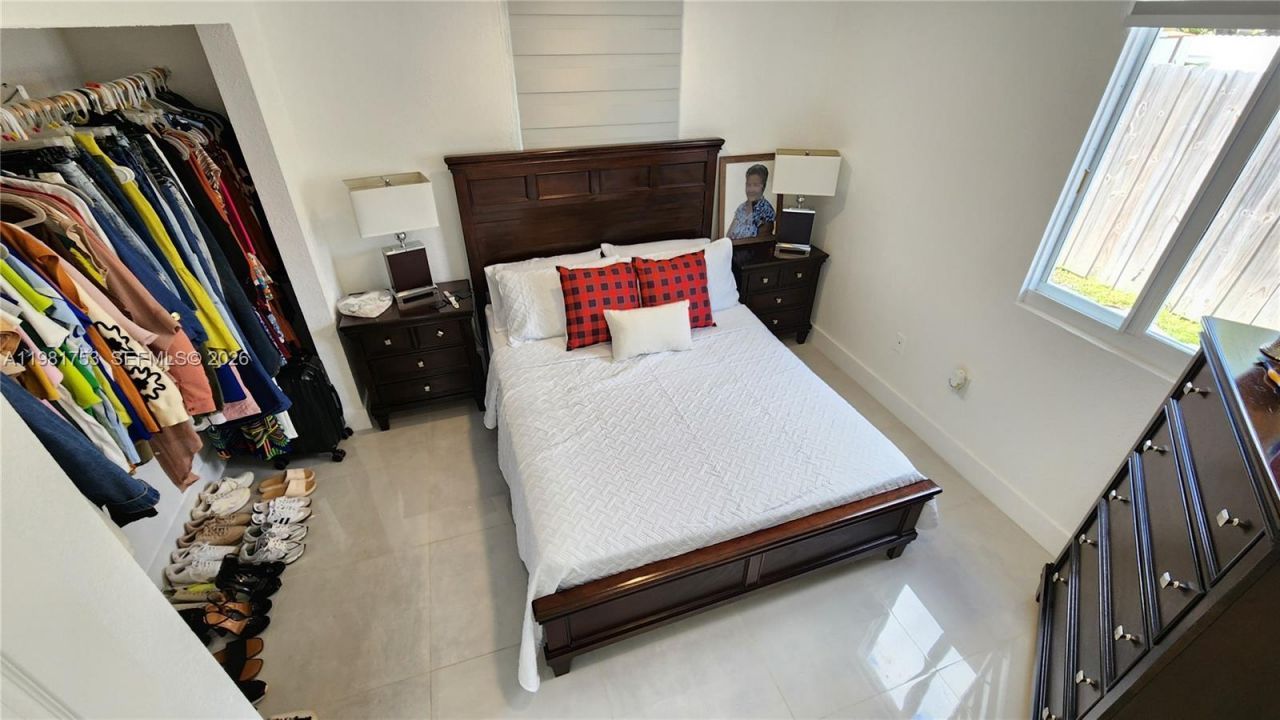 734 W 32nd St , Unit 734, Hialeah, FL 33012 Photo