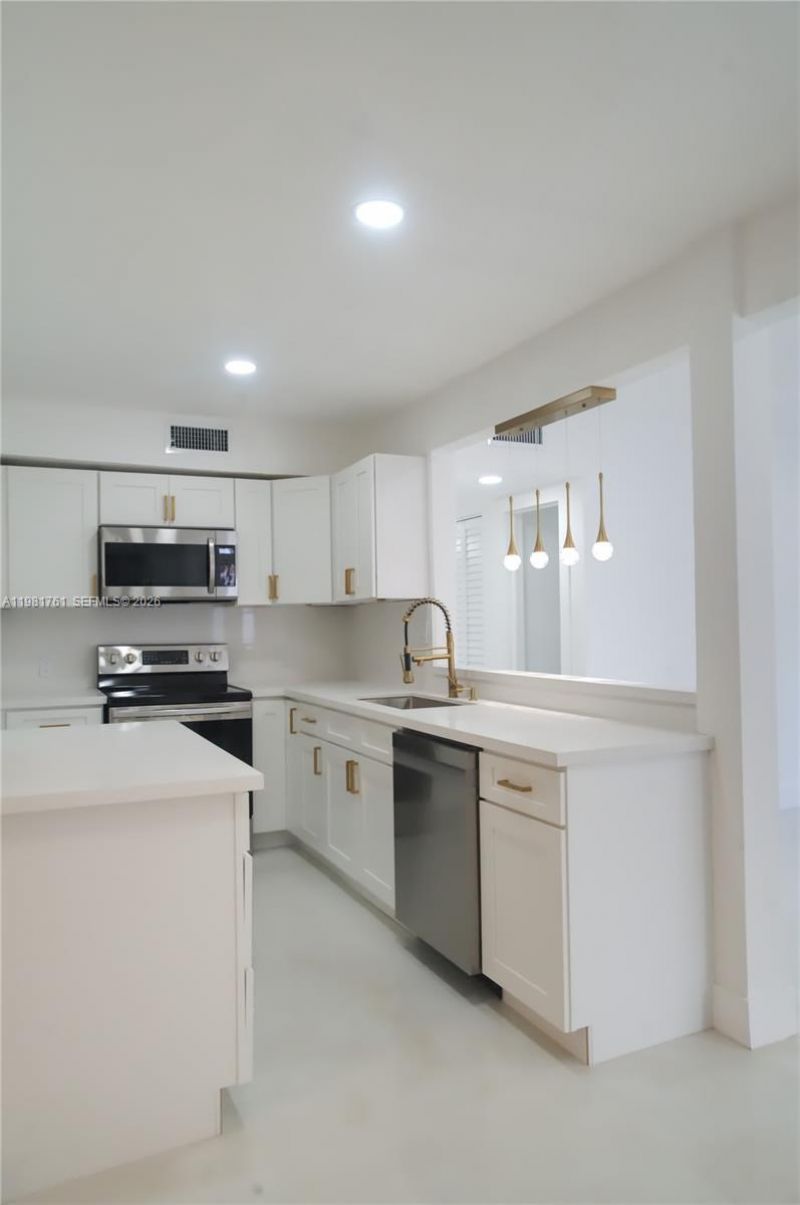 315 NW 127th St, North Miami, FL 33168 Photo