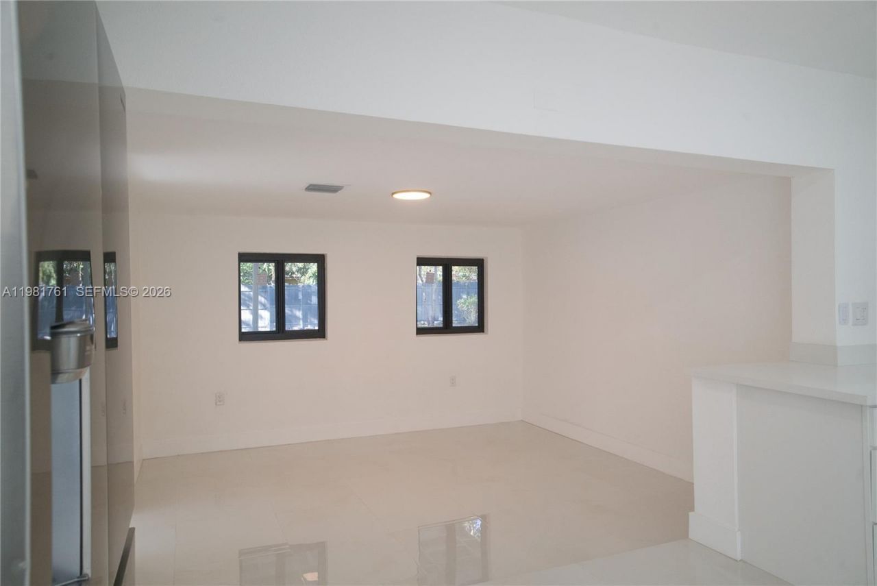 315 NW 127th St, North Miami, FL 33168 Photo