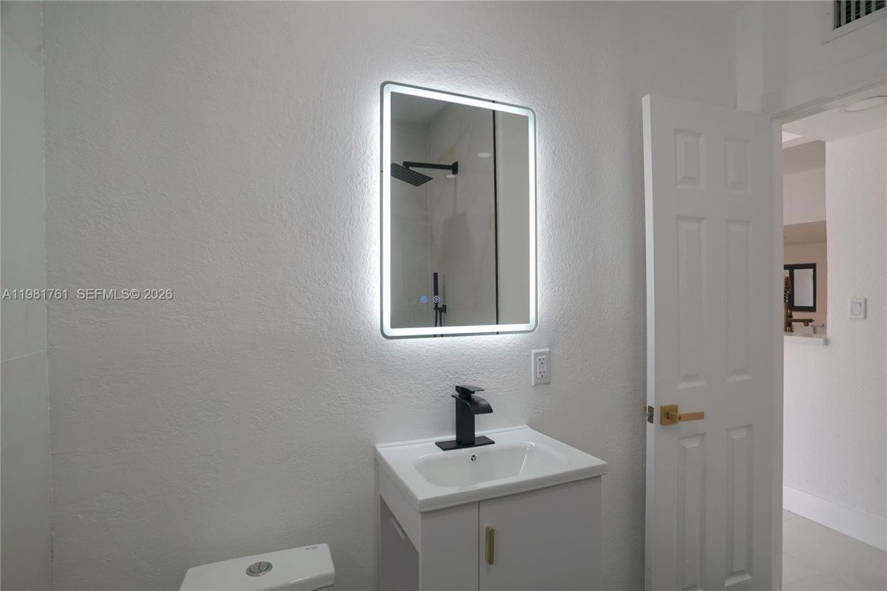 315 NW 127th St, North Miami, FL 33168 Photo