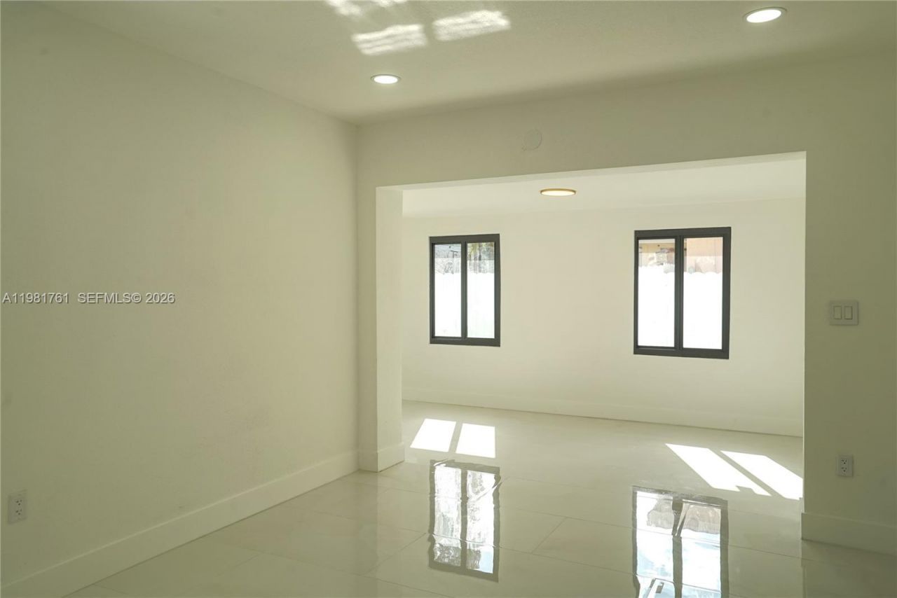 315 NW 127th St, North Miami, FL 33168 Photo