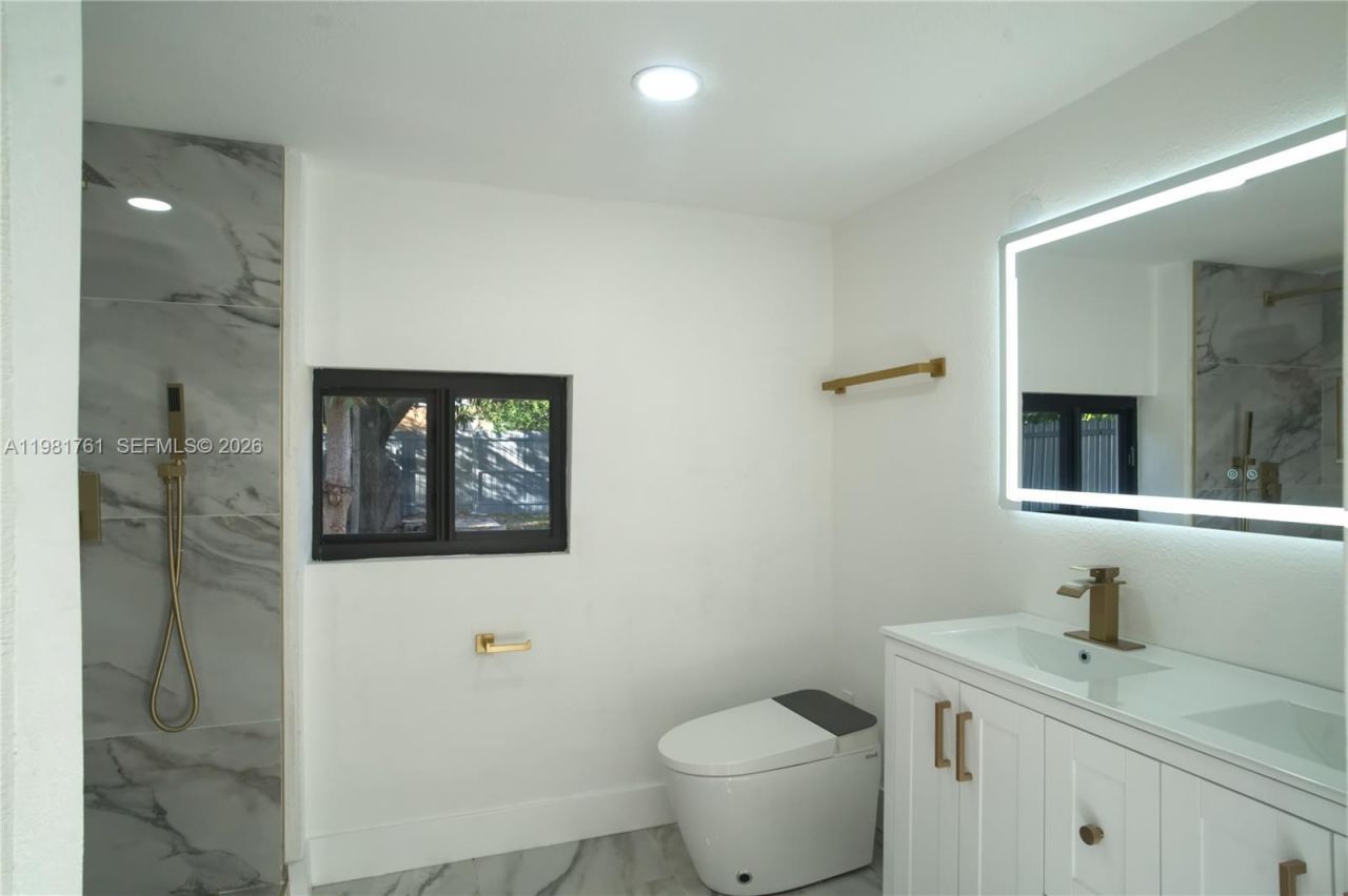315 NW 127th St, North Miami, FL 33168 Photo