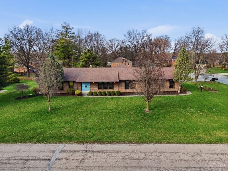 6486 Butterfly Way, West Chester, OH 45069 Photo 2