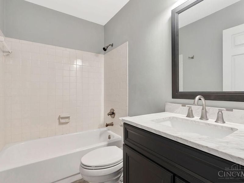 188 Stillmeadow Drive, Pierce Twp, OH 45245 Photo 15