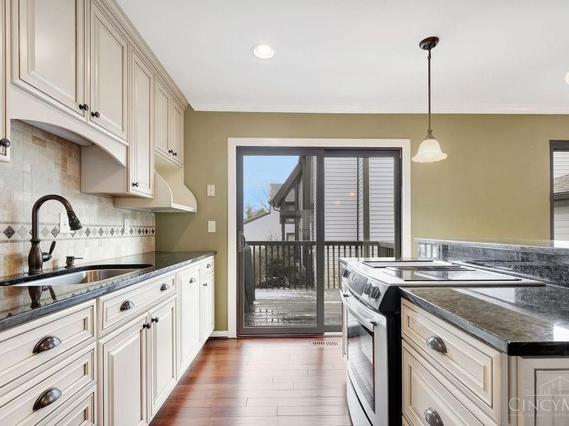 188 Stillmeadow Drive, Pierce Twp, OH 45245 Photo 3