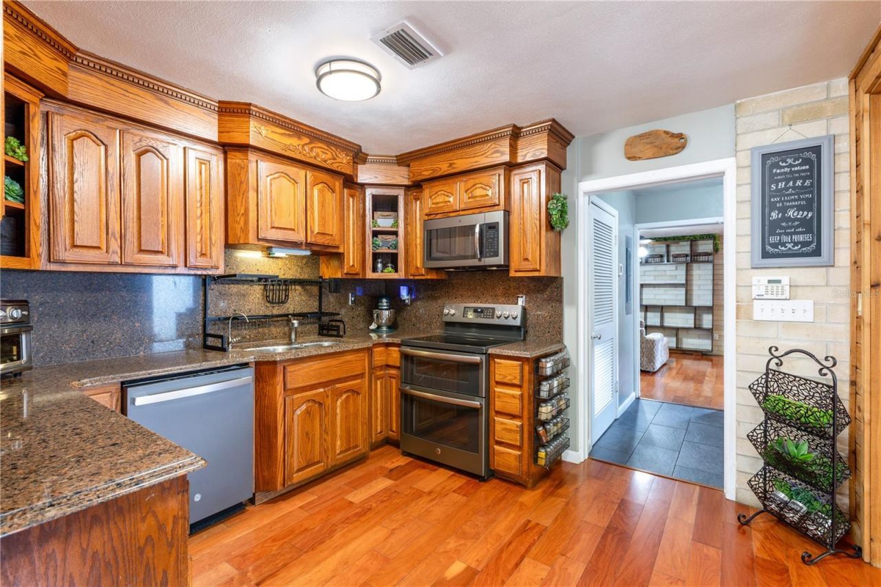 12182 SW State Road 45, Archer, FL 32618 Photo