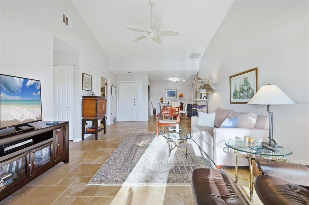 260 Southampton Drive, Unit 312, Venice, FL 34293 Photo