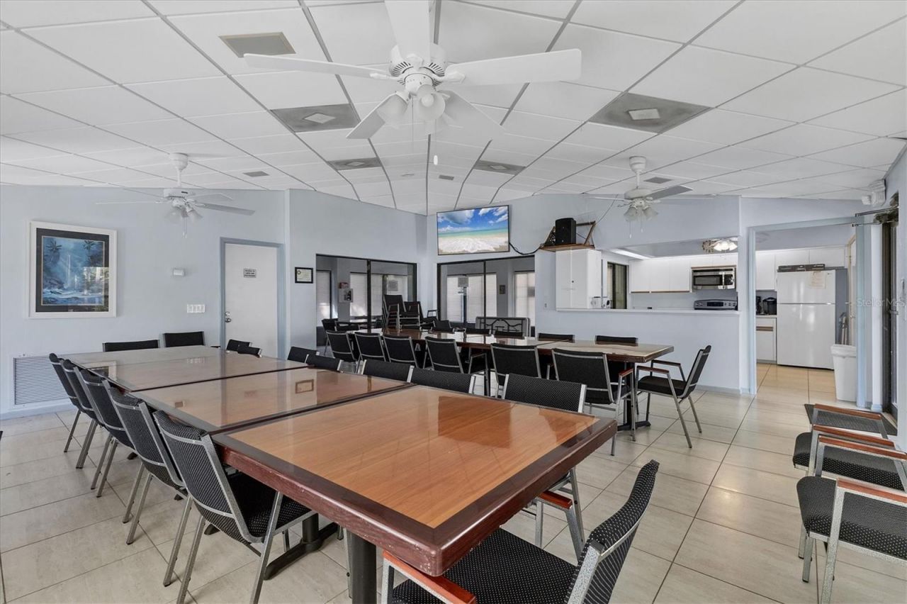 260 Southampton Drive, Unit 312, Venice, FL 34293 Photo