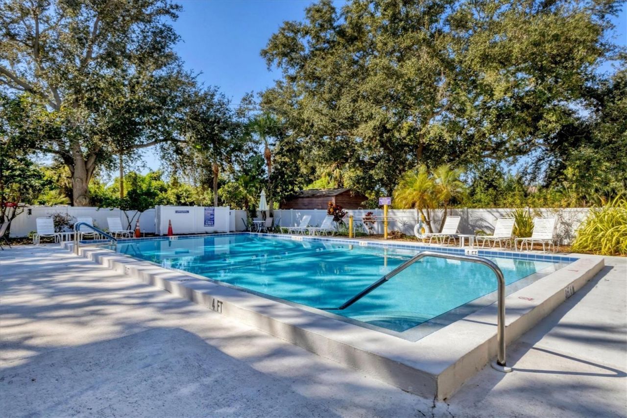 260 Southampton Drive, Unit 312, Venice, FL 34293 Photo