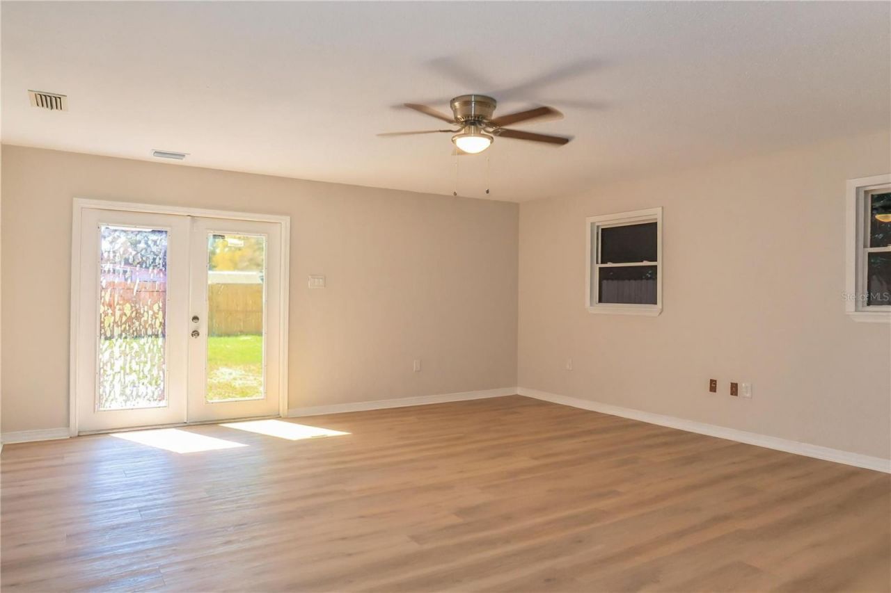 5460 40th Avenue N, Saint Petersburg, FL 33709 Photo