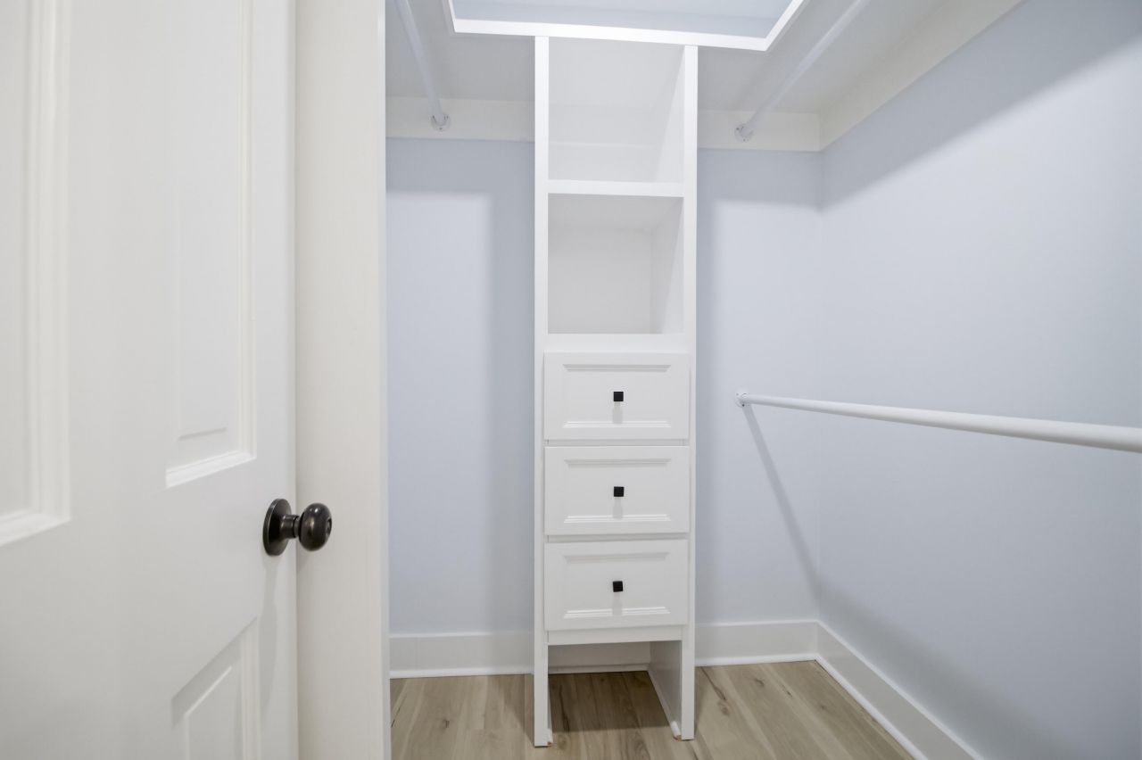 1114 Calm Water Court Photo 17