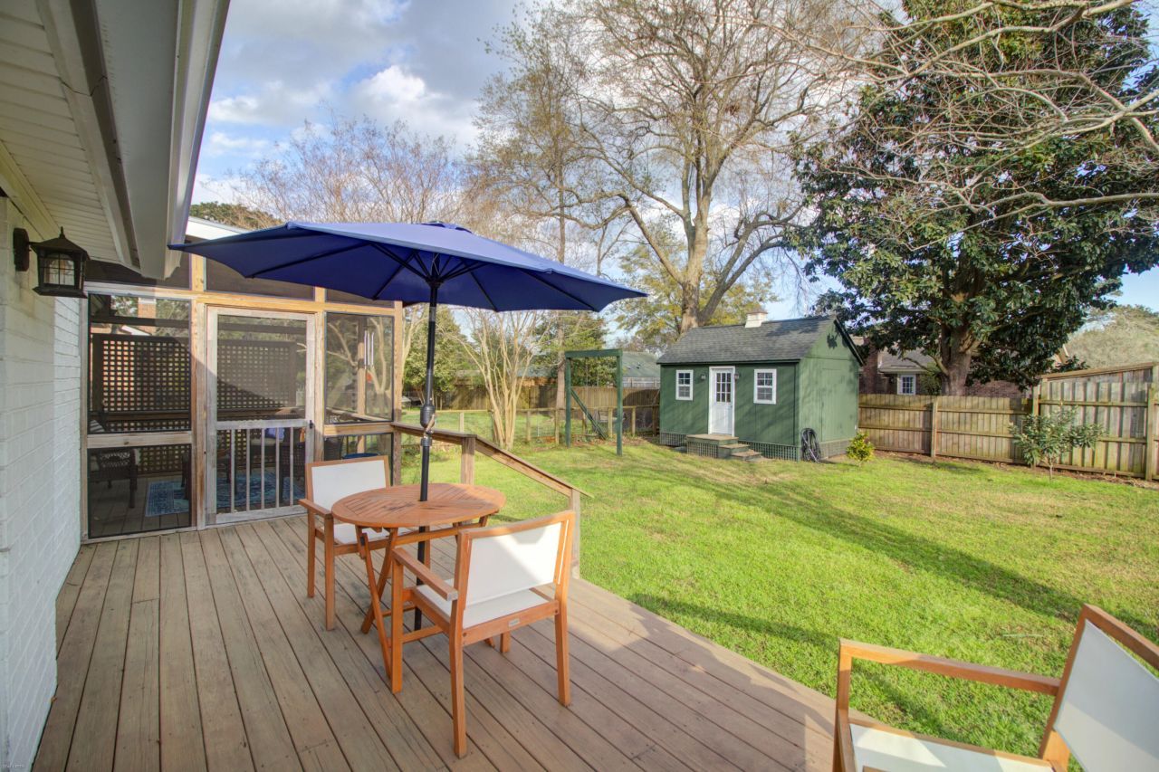 1114 Calm Water Court Photo 34