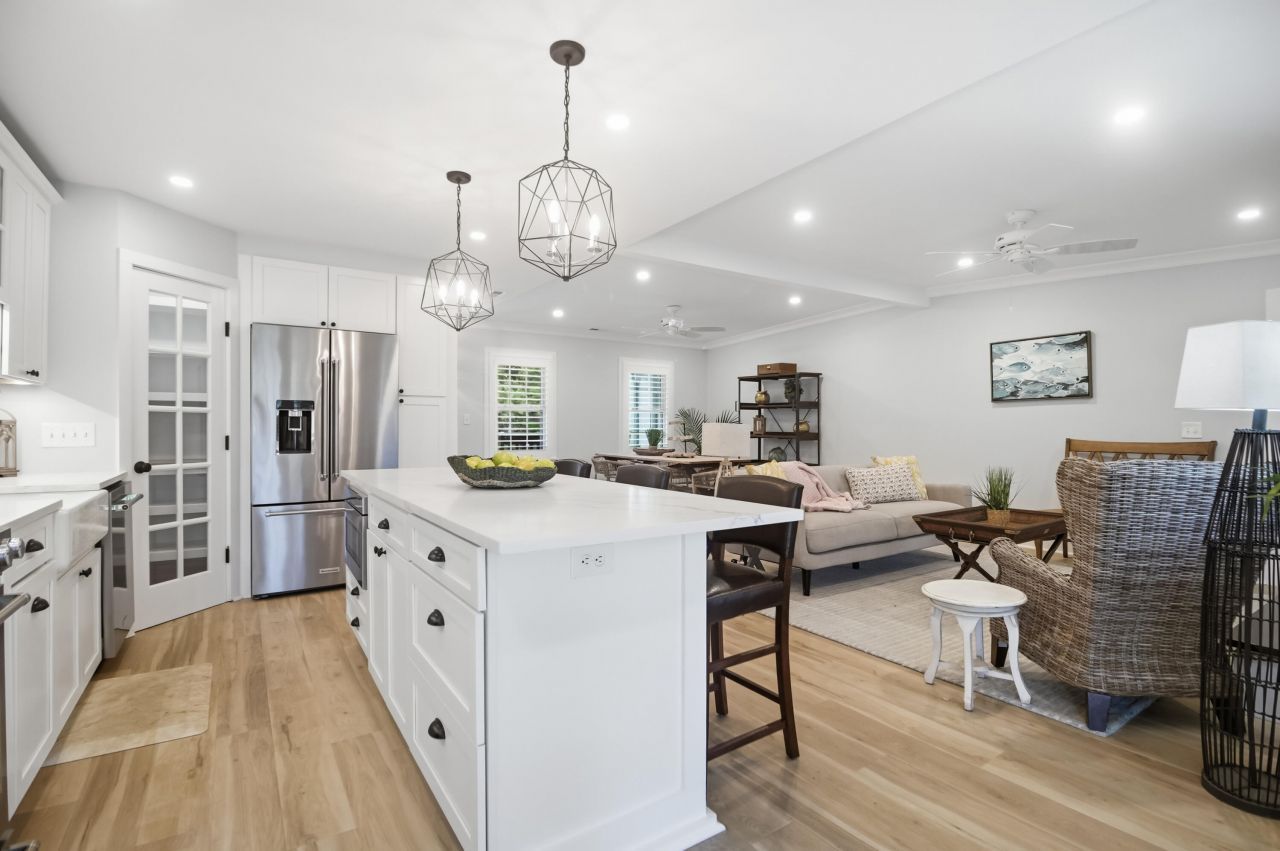 1114 Calm Water Court Photo 4