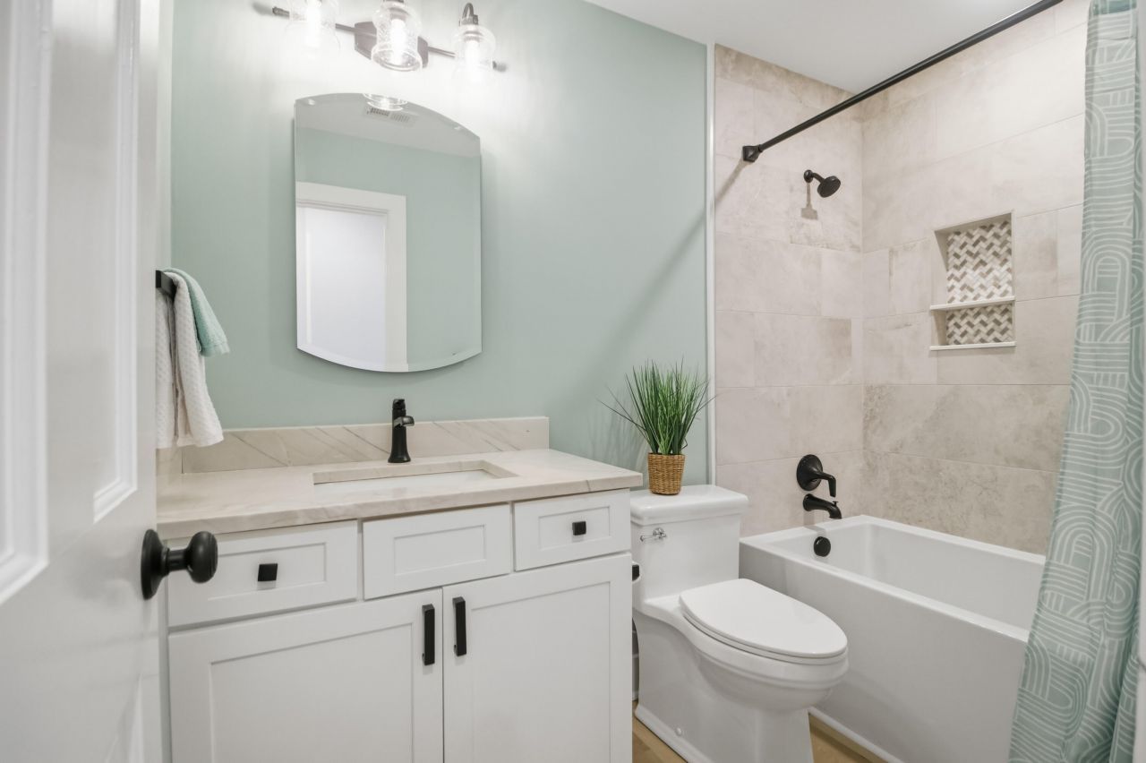 1114 Calm Water Court Photo 49