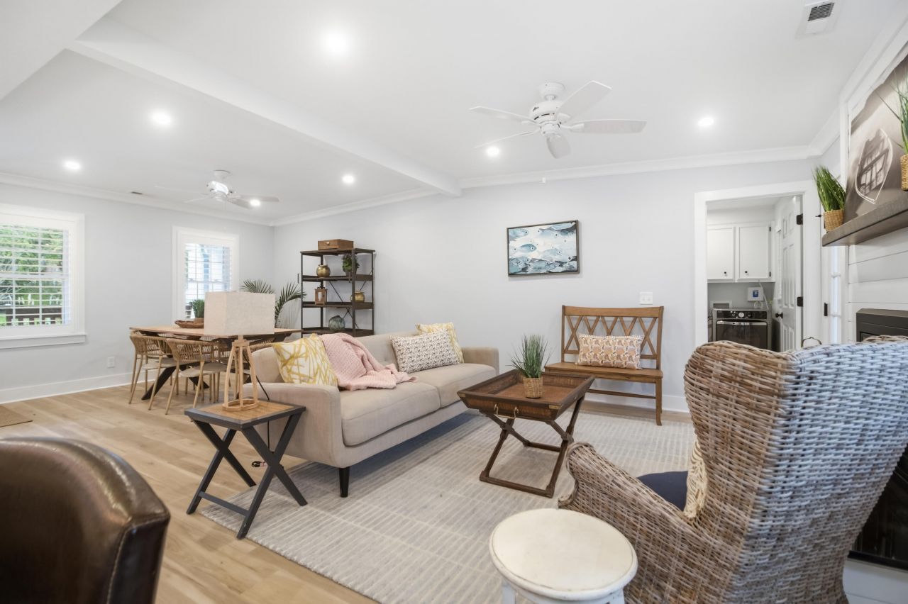 1114 Calm Water Court Photo 8