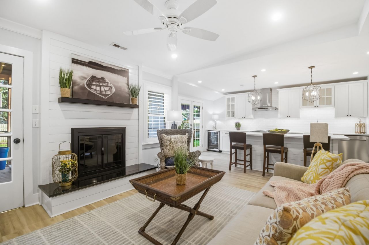 1114 Calm Water Court Photo 9