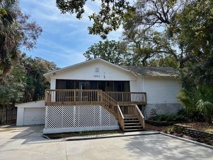 1012 E Ashley Avenue Folly Beach, SC 29439