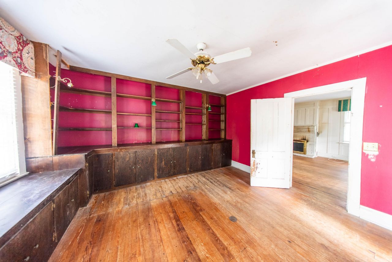 1012 E Ashley Avenue Photo 11