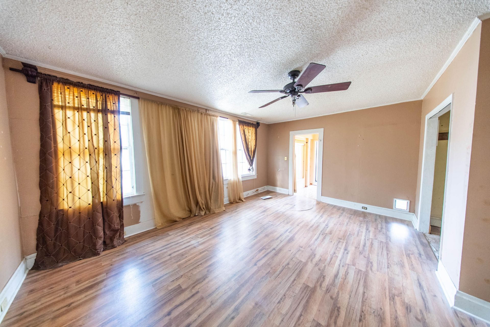 1012 E Ashley Avenue Photo 13