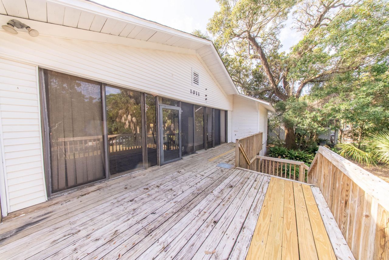 1012 E Ashley Avenue Photo 23