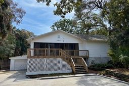 1012 E Ashley Avenue photo 4
