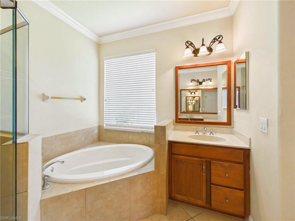 19721 Tesoro Way, Estero, FL 33967 Photo