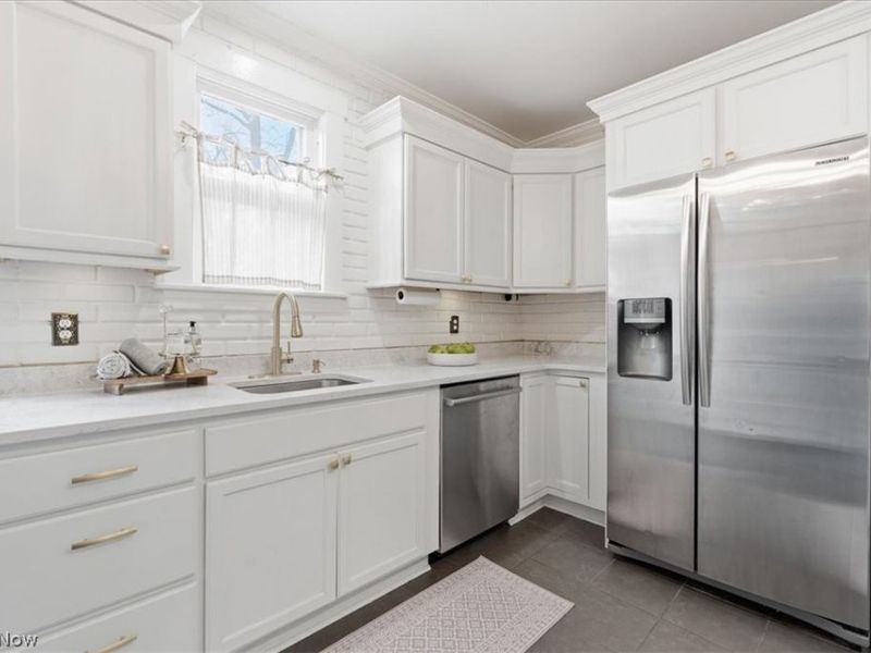 4405 Grand Central Avenue, Vienna, WV 26105 Photo 14