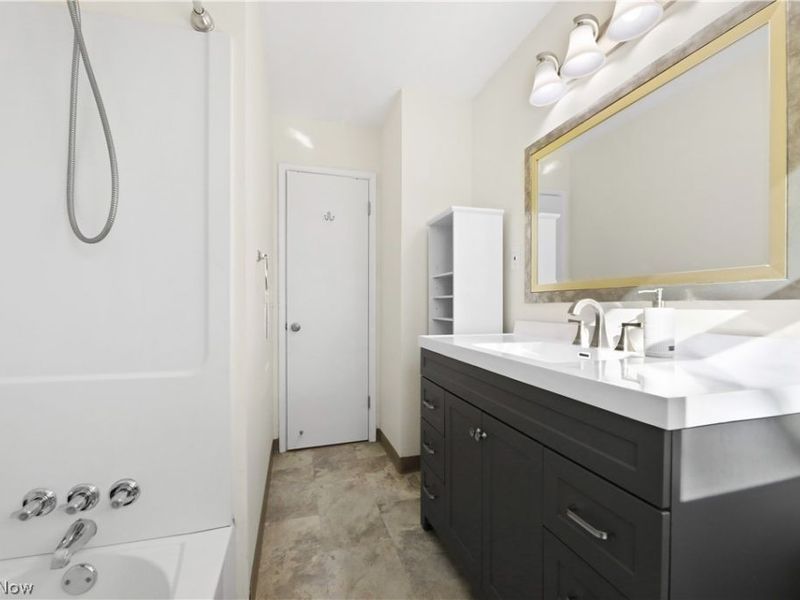 4003 Kenneth Road , Stow, OH 44224 Photo 22