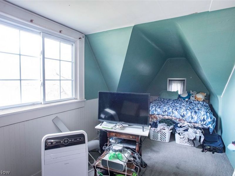 652 Parkway Boulevard, Norton, OH 44203 Photo 33