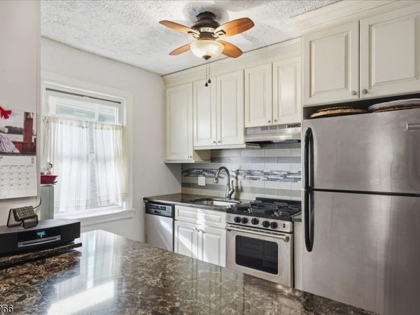 753 Broad Ave, Ridgefield, NJ 07657