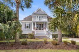 2255 Catesbys Bluff Court photo 4