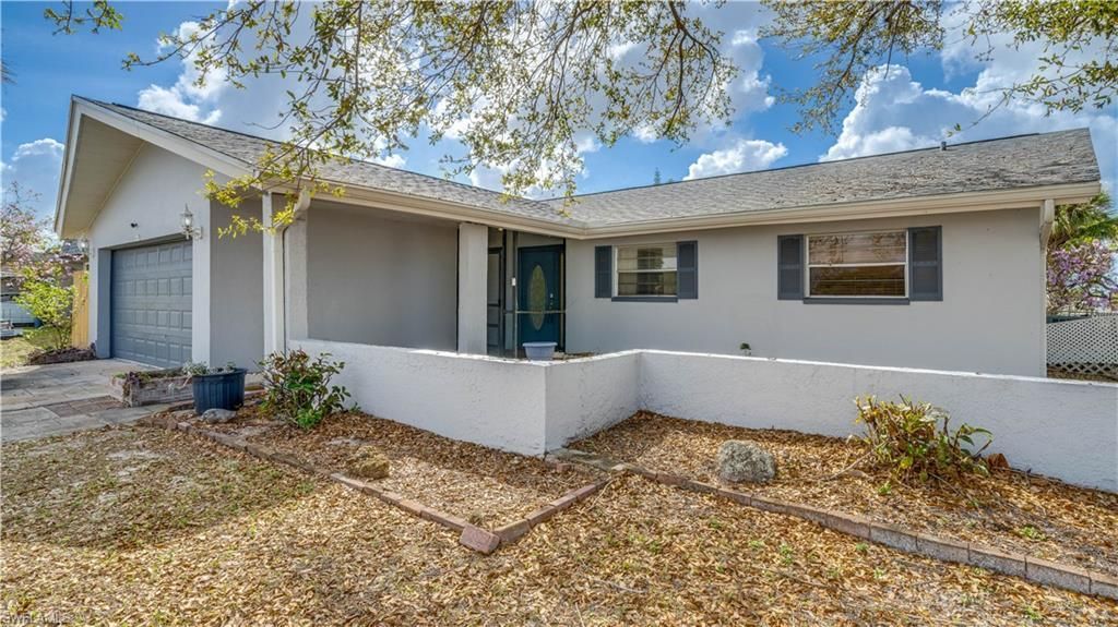 6549 Duquesne Dr, Fort Myers, FL 33919 Photo