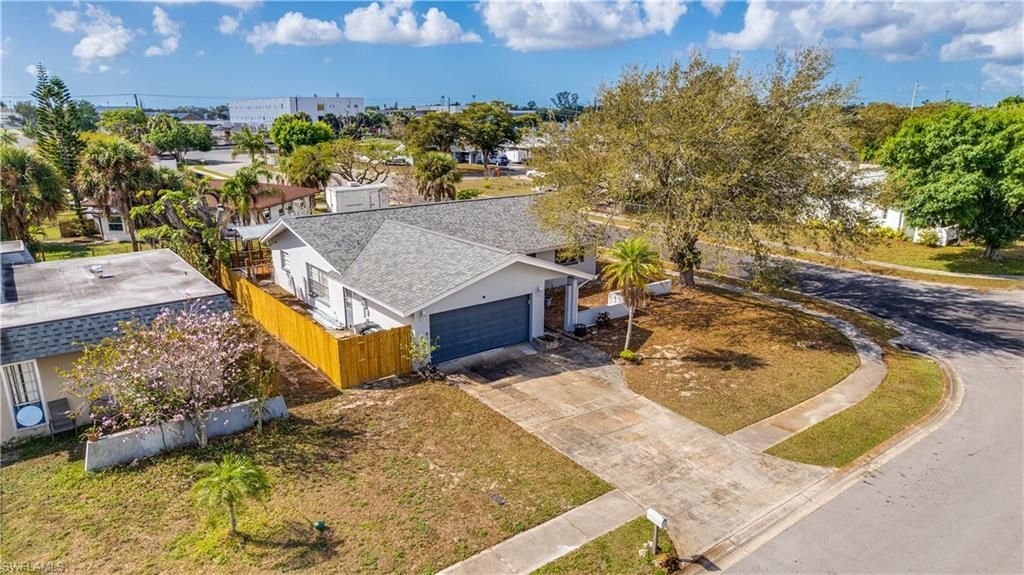 6549 Duquesne Dr, Fort Myers, FL 33919 Photo