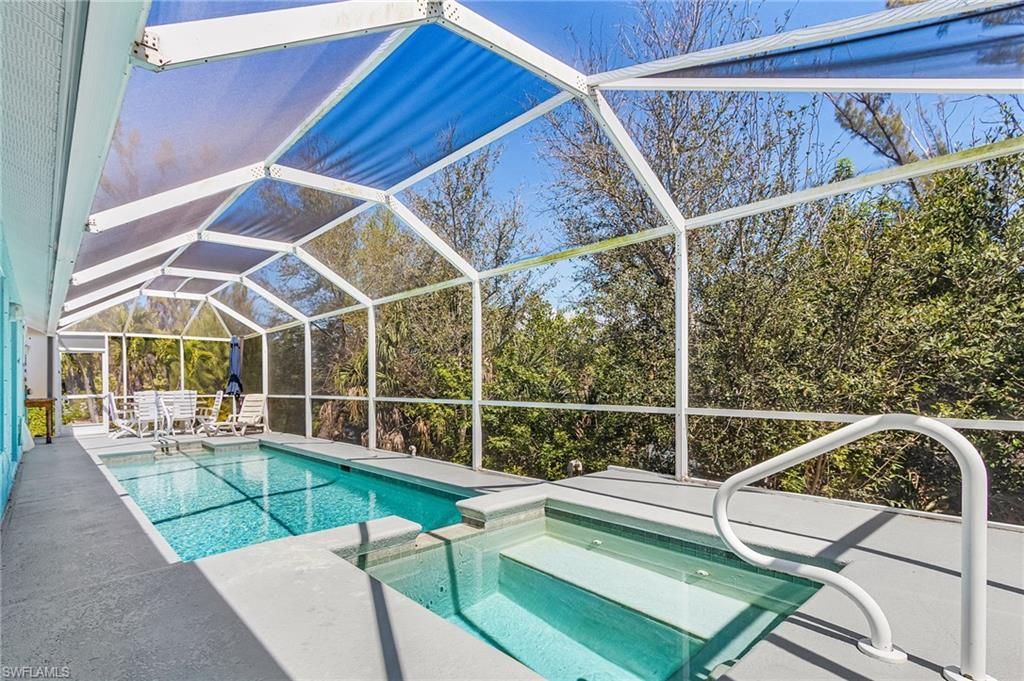 3852 Stabile Rd , Saint James City, FL 33956 Photo