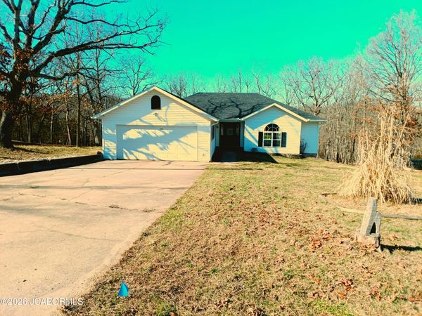 113 CAMELOT DRIVE, Camdenton, MO 65020